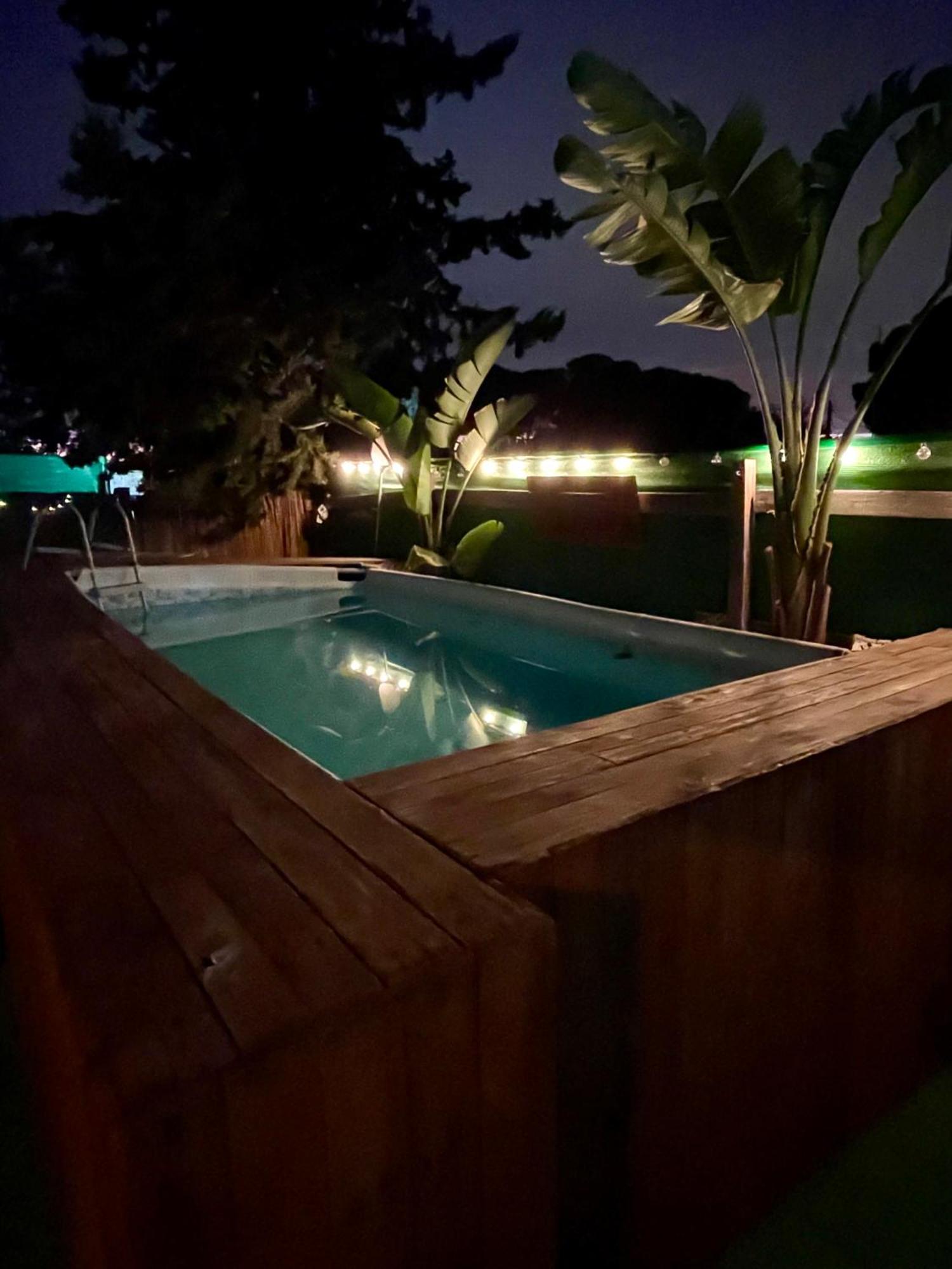 Nomada, Chalet Con Piscina En Alcalá de Guadaira Exteriör bild